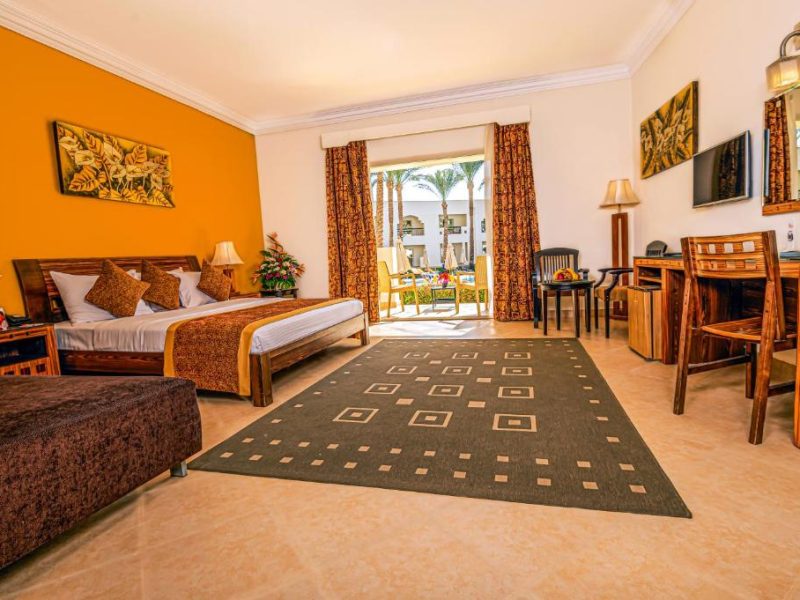 Superior Room with Pool View